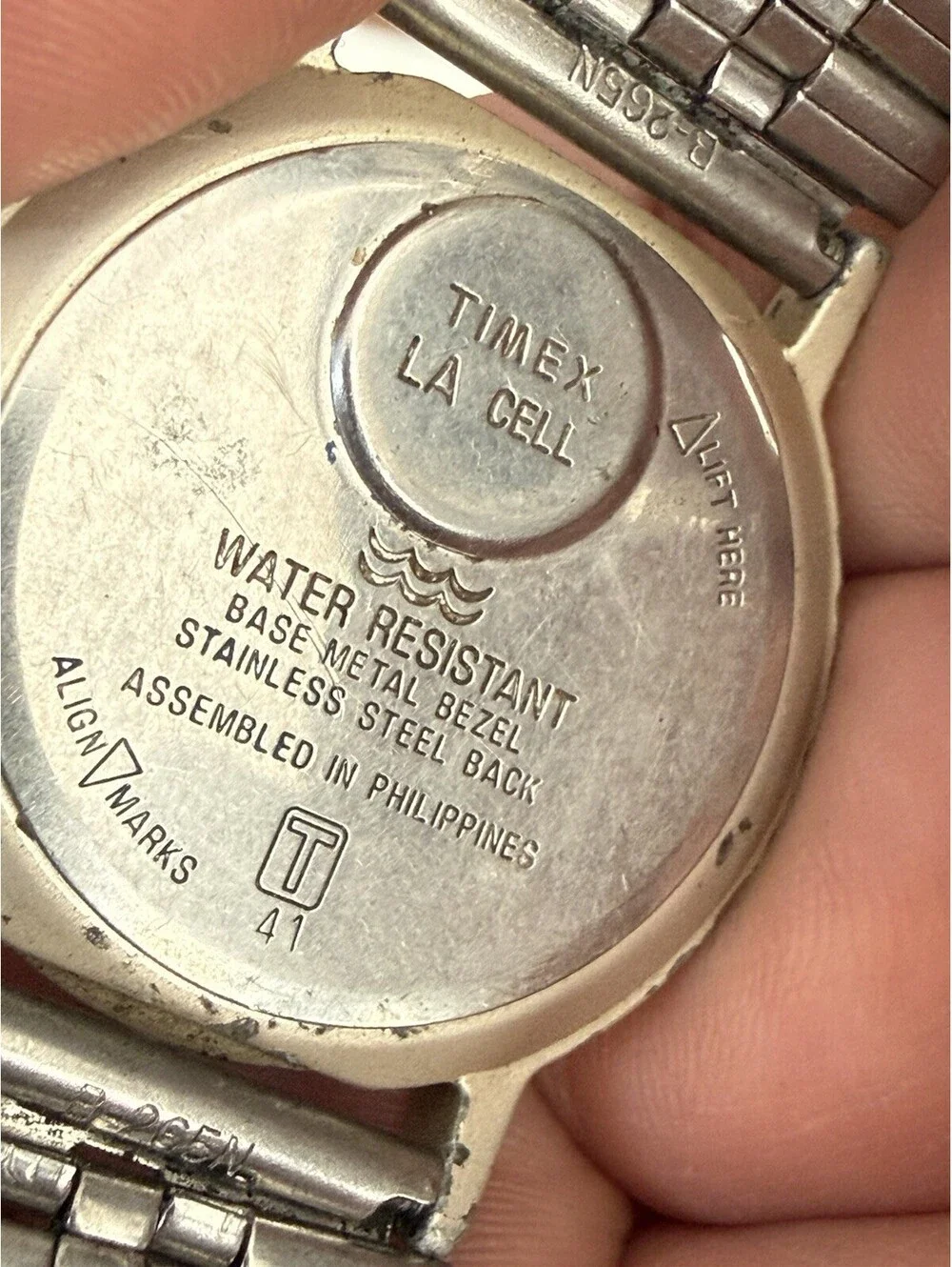 Vintage Watch Timex Silver Metal With Casio Band , Looks Good , Is Untested